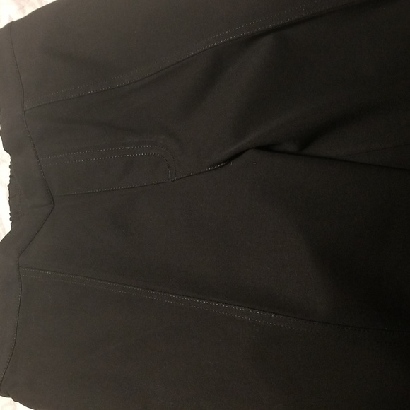 ISAAC MIZRAHI LIVE Sz 8 Black straight leg pull on slacks EUC, CL # 142 - Picture 4 of 8